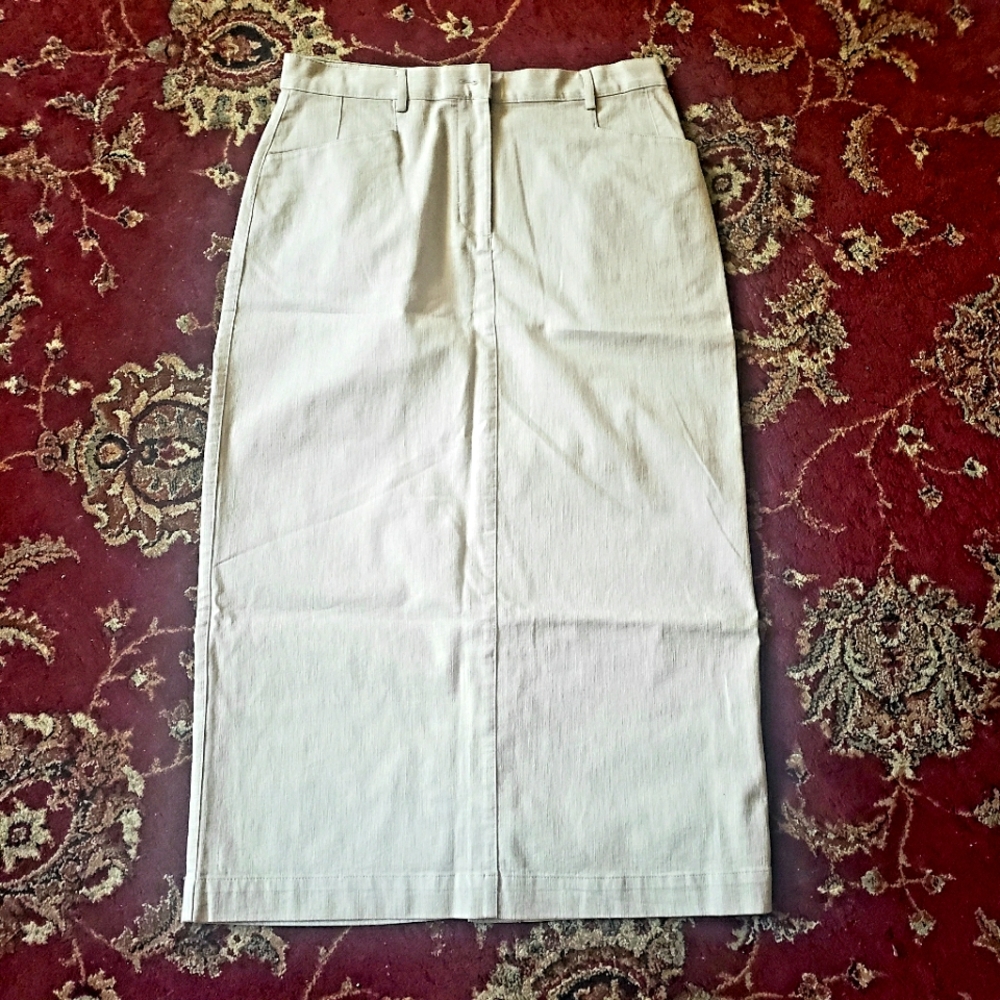 Cristopher & Banks Midi Skirt, size 10